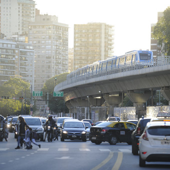 Nuevo Viaducto del ferrocarril Mitre  Retiro Tigre
Foto Juano Tesone