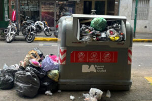 web-foto-basura-en-la-ciudad